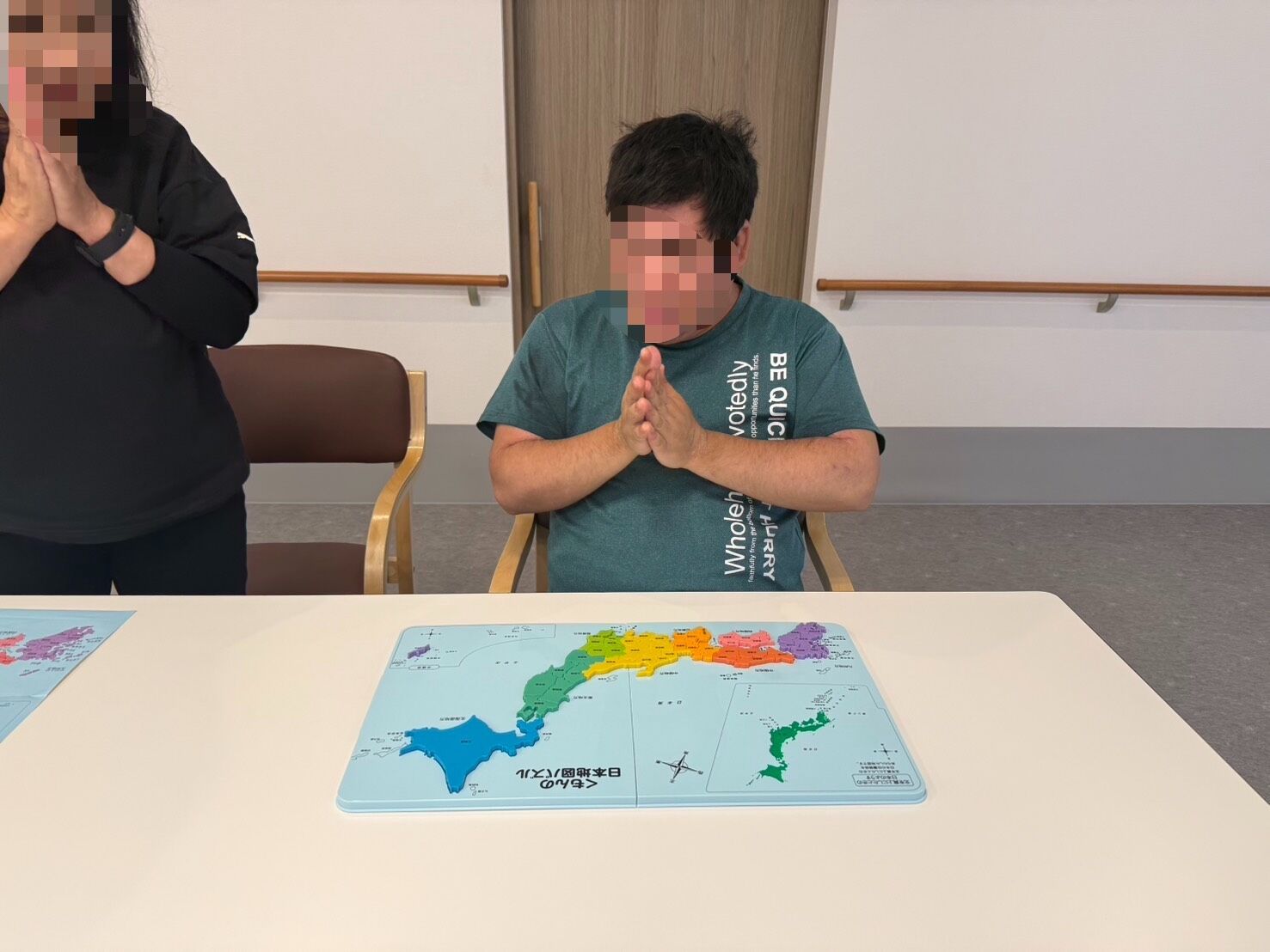 コツコツ、真剣！パズルで見せる新しい表情(^^)/